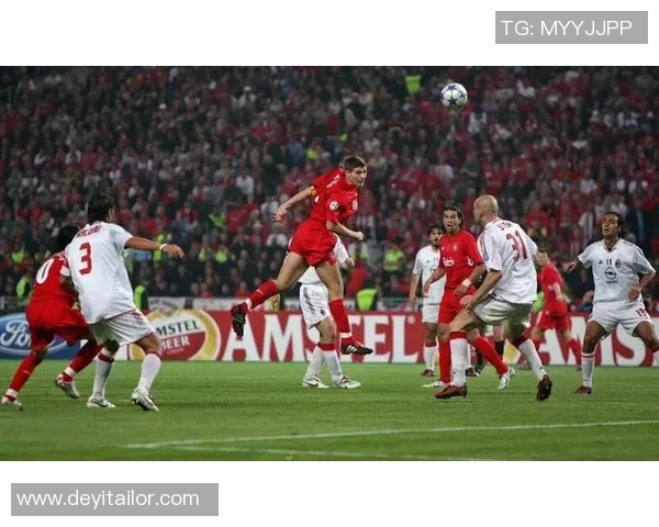 足球明星瞬间定格与精彩瞬间的完美结合让我们一起感受他们的魅力与激情